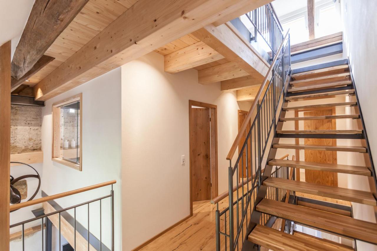 Апартаменты Baumgartners Dreiseithof - Historisch, Modern, Zentral Бад-Кроцинген Экстерьер фото