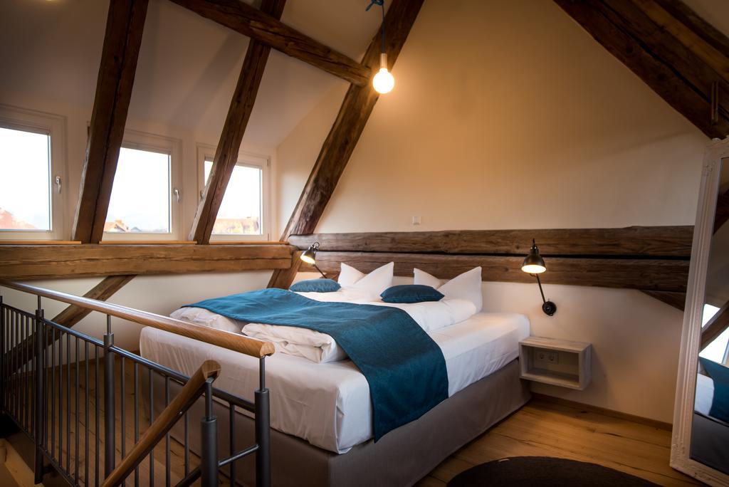 Апартаменты Baumgartners Dreiseithof - Historisch, Modern, Zentral Бад-Кроцинген Экстерьер фото